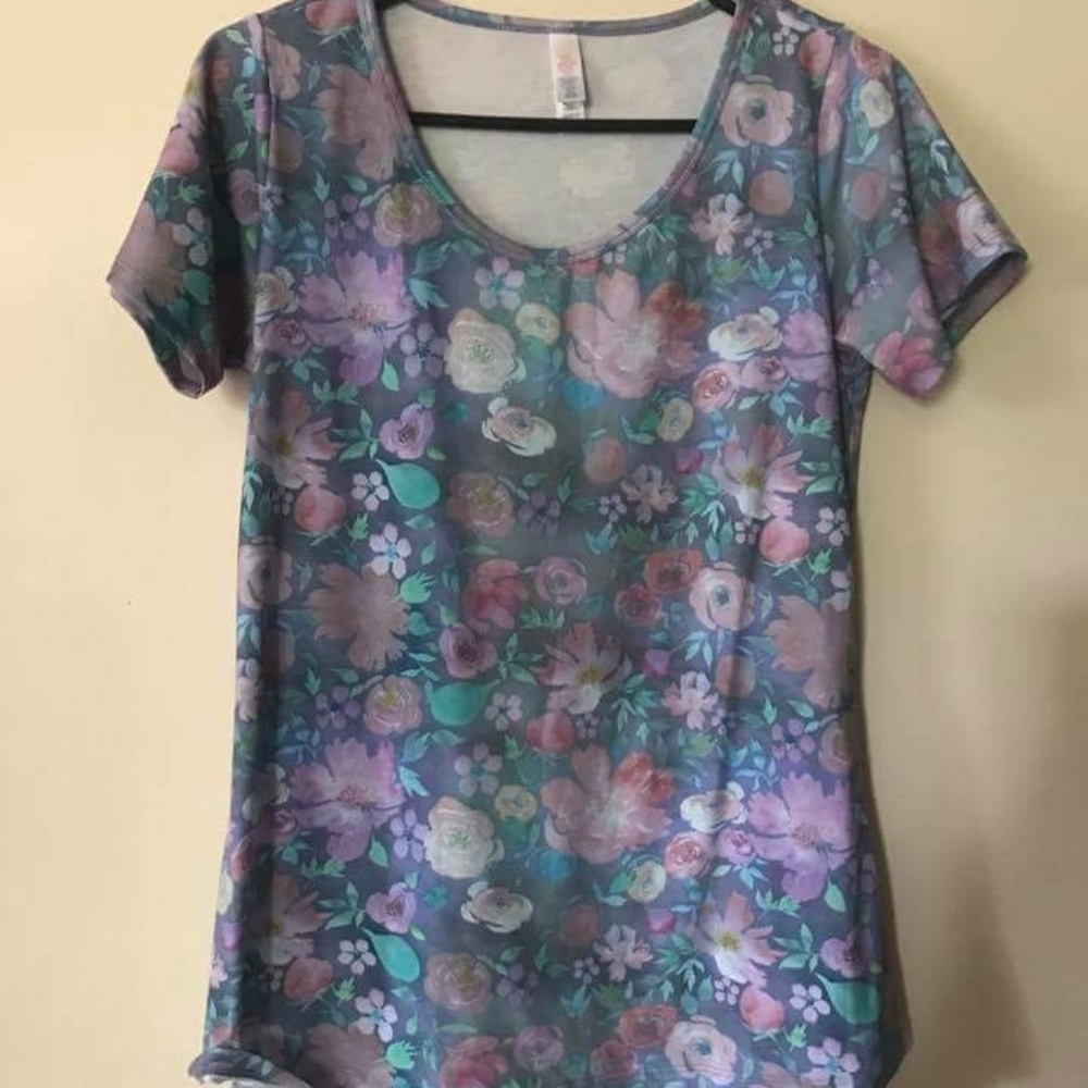 Lularoe classic tee grey floral xs
